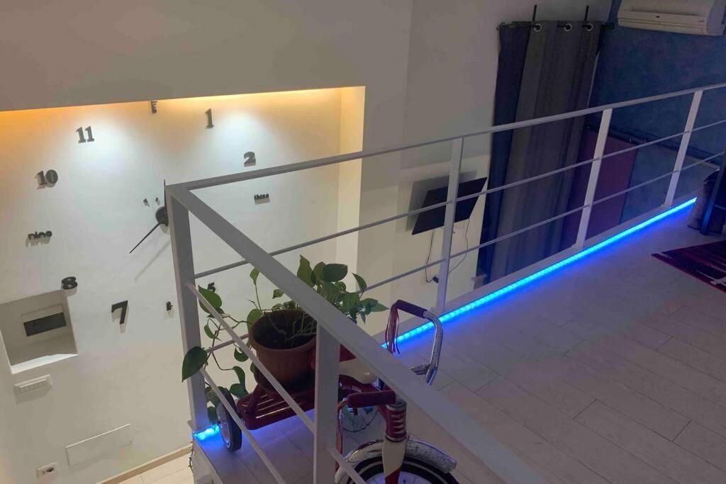 Small Mezzanine Apartment Colosseo 로마 외부 사진